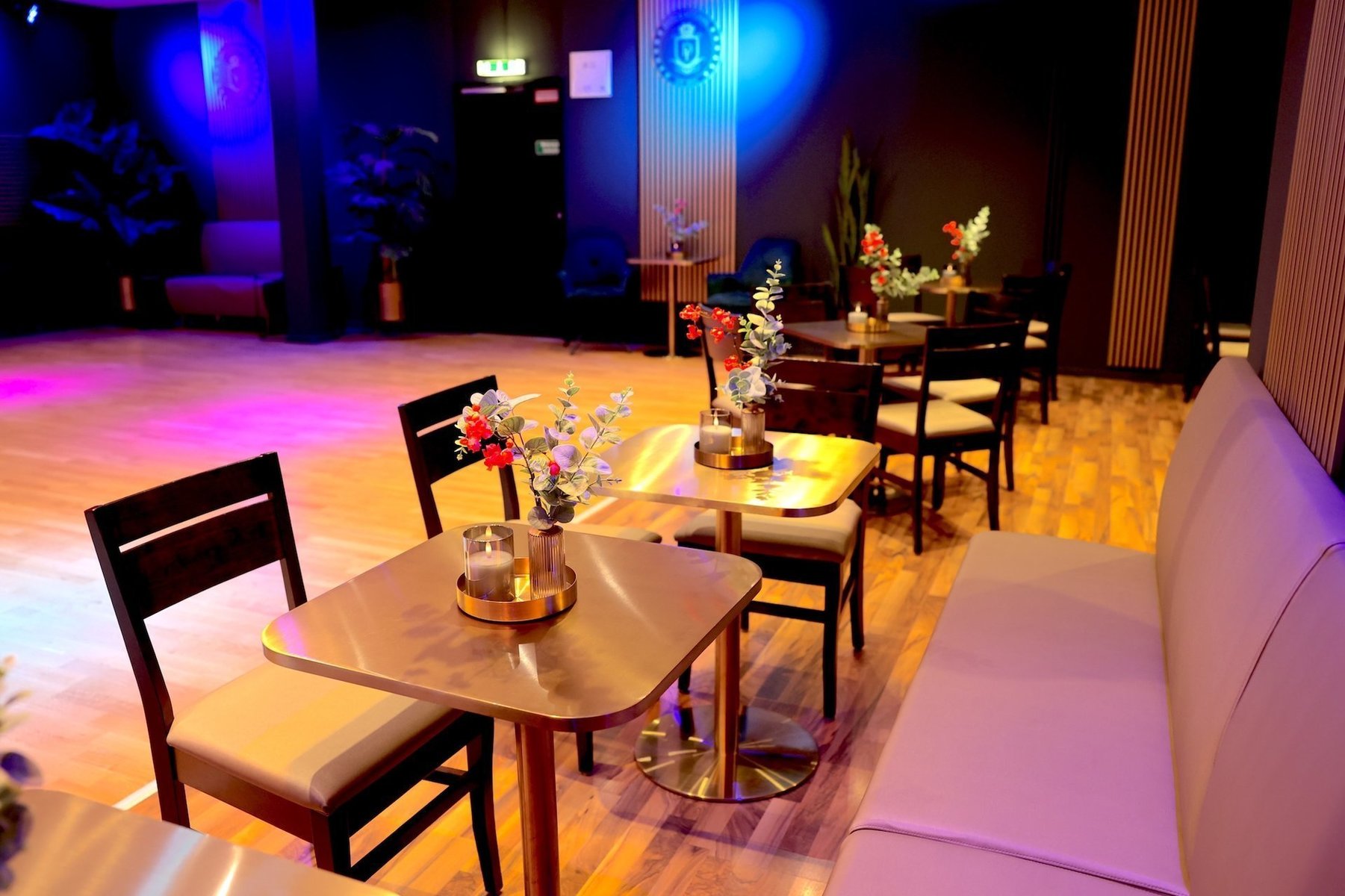 Tanzsaal 2 im DANCEIMPERIAL