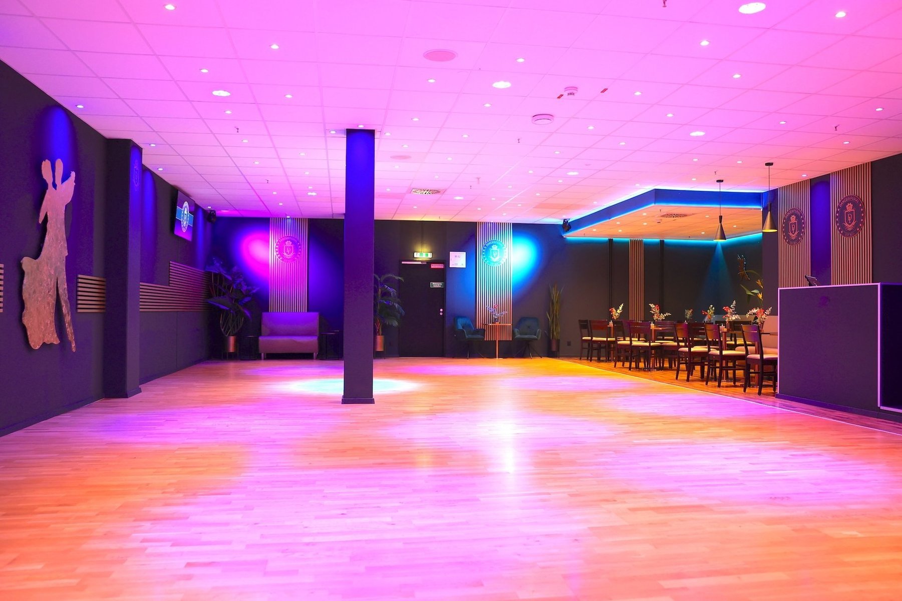 Tanzsaal 2 im DANCEIMPERIAL