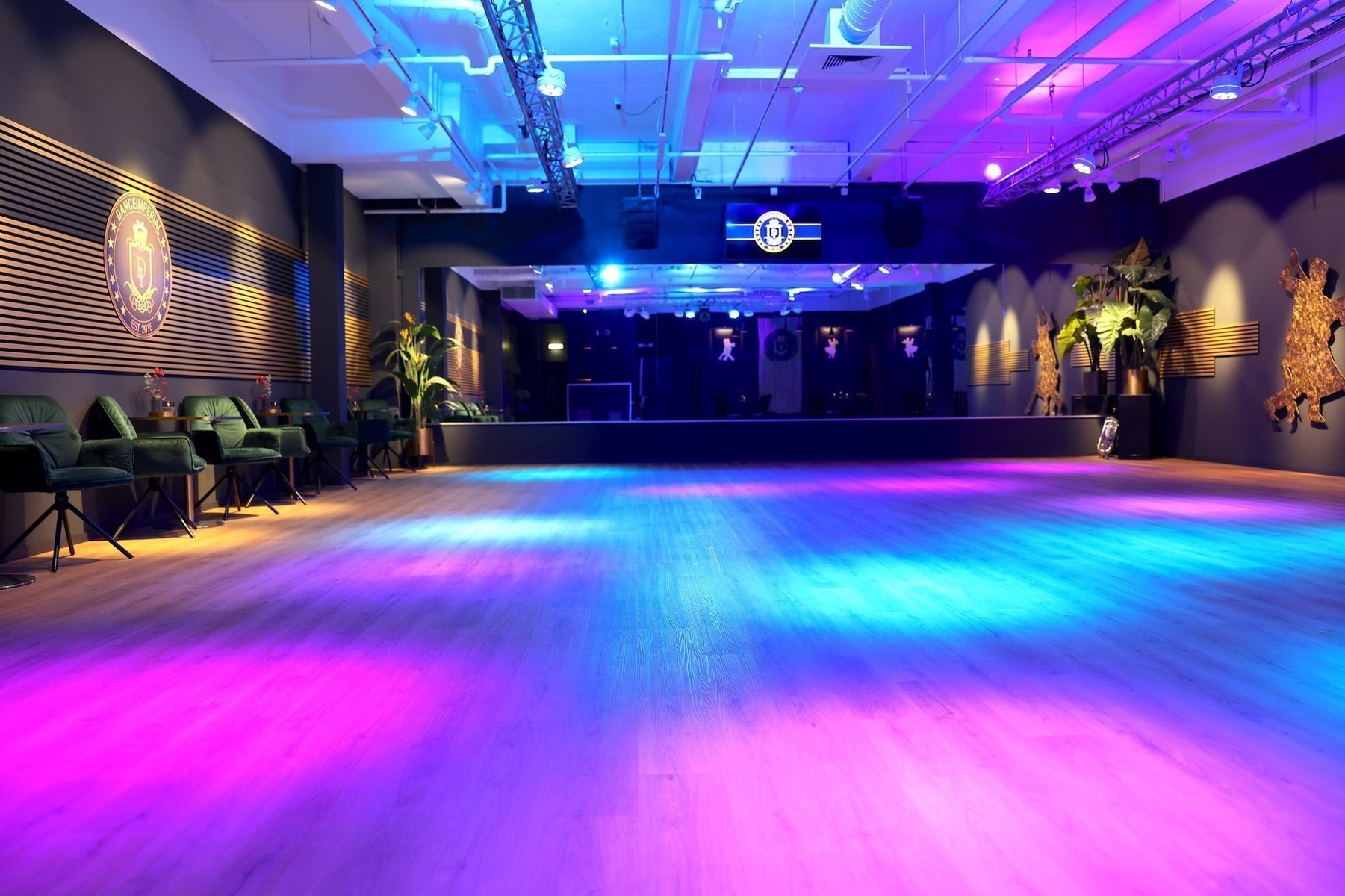 Tanzsaal 4 im DANCEIMPERIAL