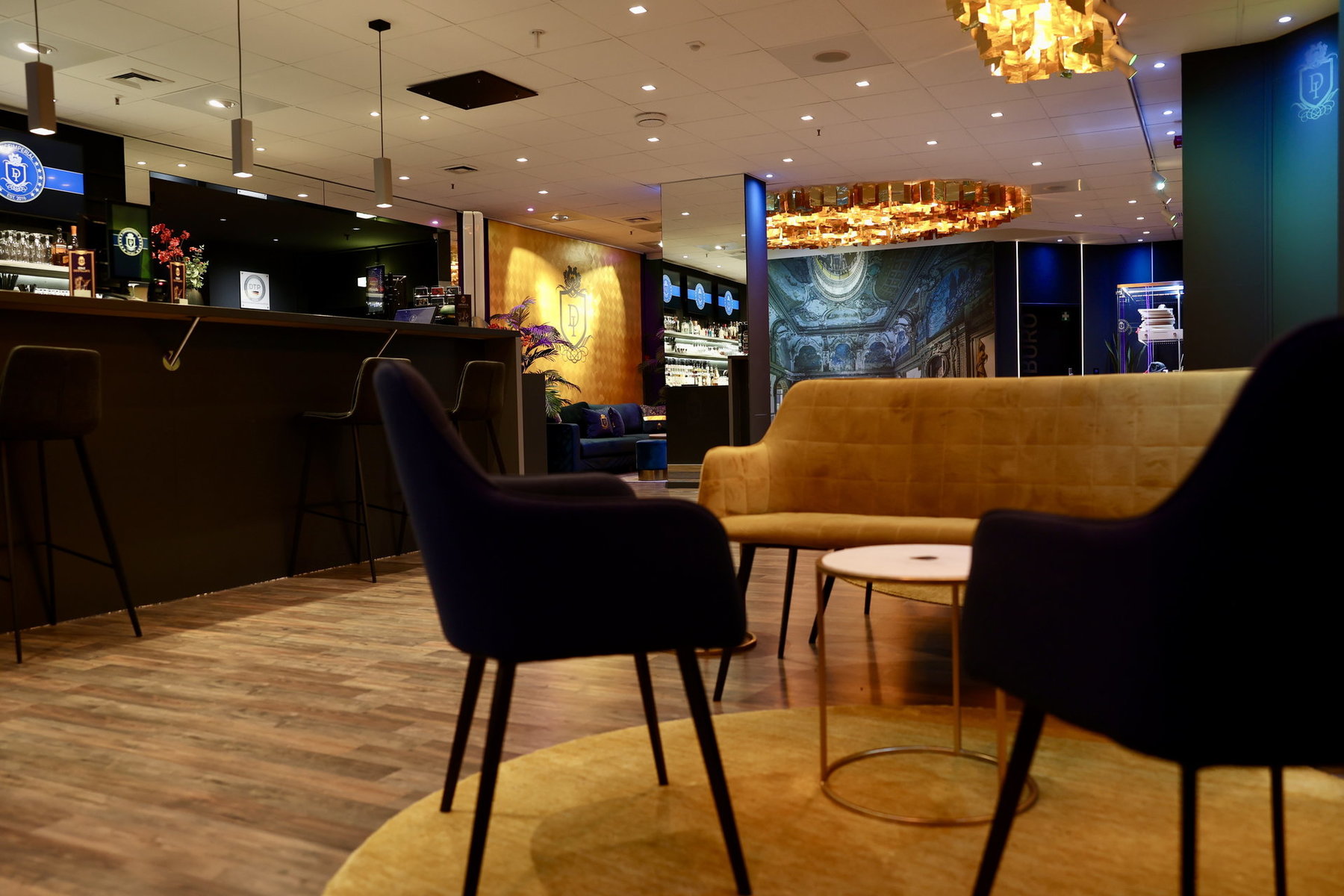 Lobby & Bar im DANCEIMPERIAL
